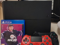 PlayStation 4 500GB +2ohjainta & NHL20