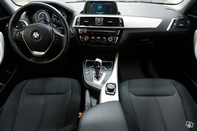 BMW 118 9
