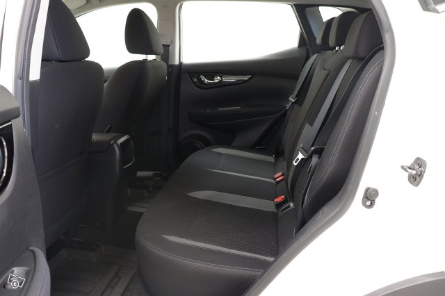 Nissan Qashqai 13