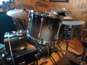 Tama superstar Shell setti, Rummut, Musiikki ja soittimet, Veteli, Tori.fi Tama superstar Shell setti, Rummut, Musiikki ja soittimet, Veteli, Tori.fi