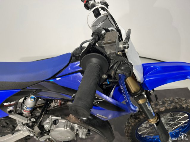 Yamaha YZ 11