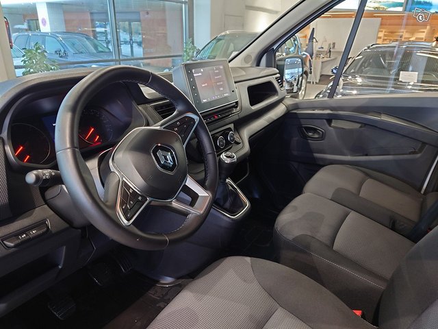 RENAULT Trafic 11