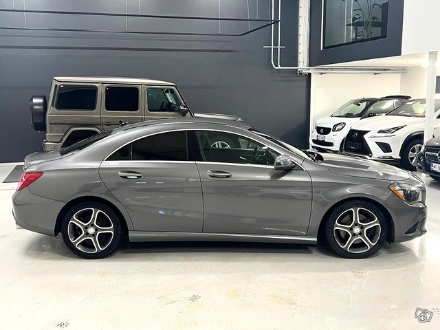 Mercedes-Benz CLA 6