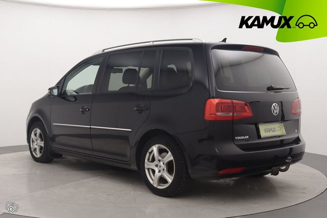 Volkswagen Touran 12