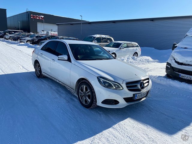 Mercedes-Benz E