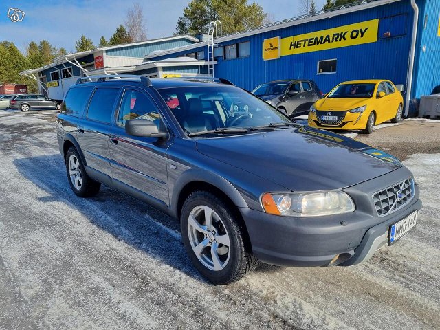 Volvo XC70