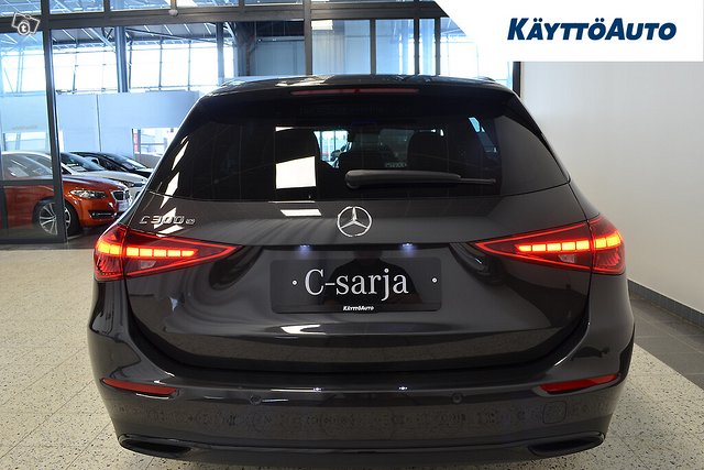 MERCEDES-BENZ C 4