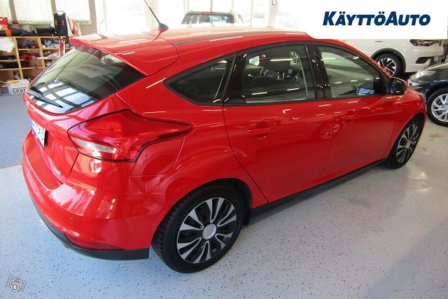 FORD Focus 13