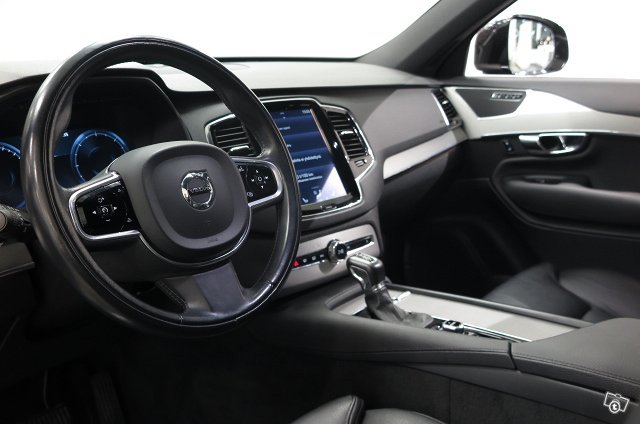 VOLVO XC90 15