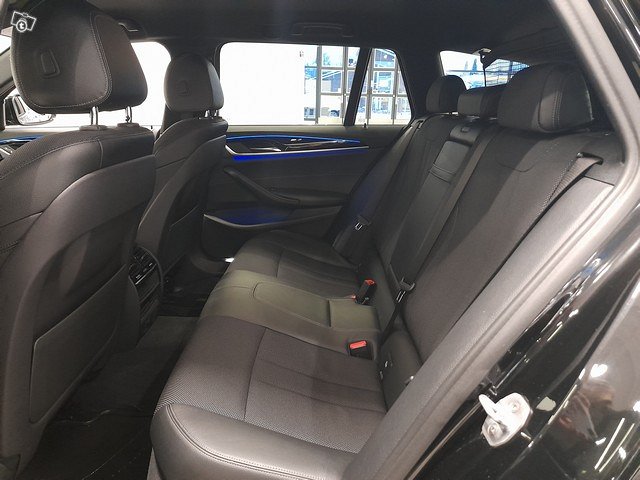BMW 520 10