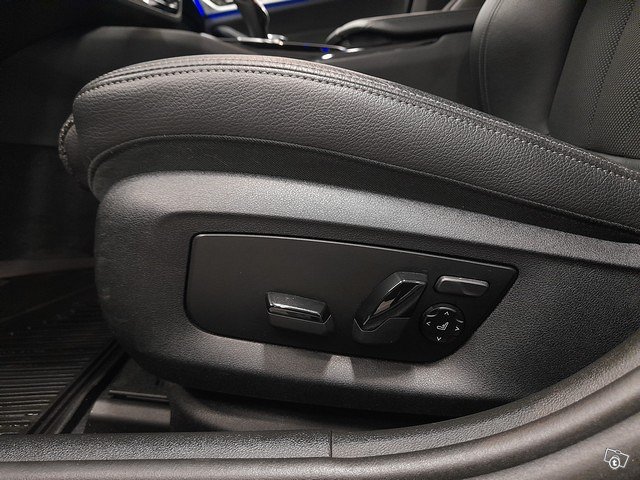 BMW 520 11