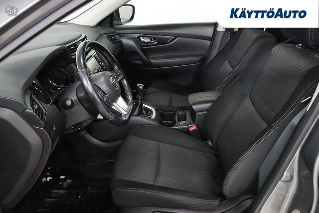 NISSAN X-Trail 7