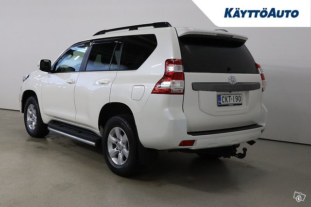 TOYOTA Land Cruiser 5