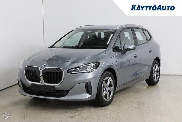 BMW 230
