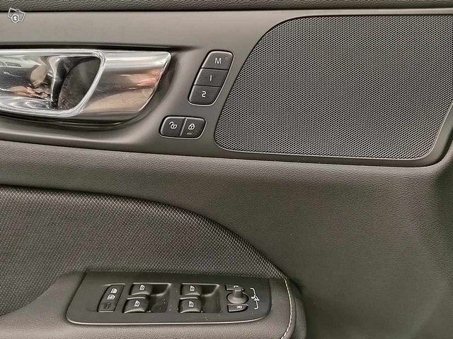 VOLVO S60 16