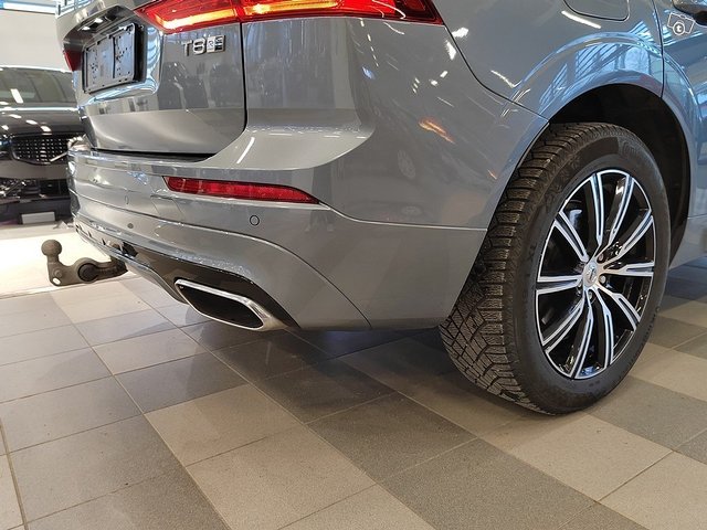 VOLVO XC60 5