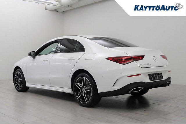 Mercedes-Benz CLA 9