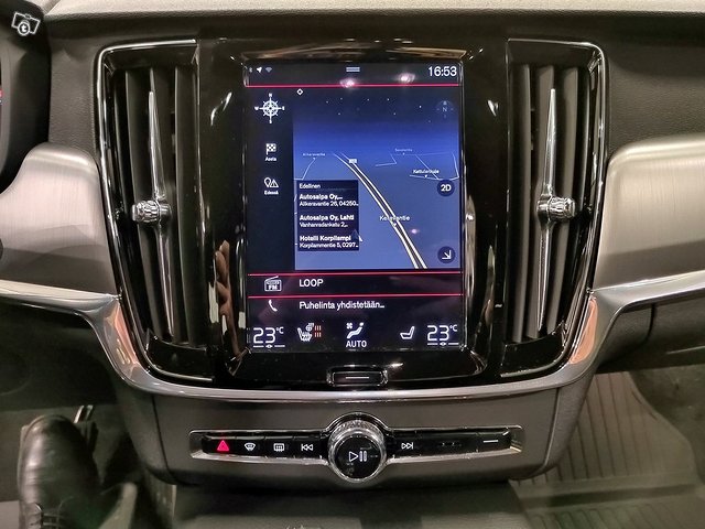 VOLVO V90 12