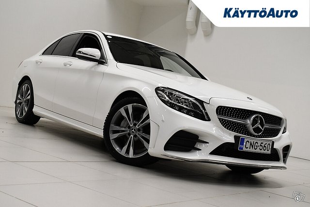 MERCEDES-BENZ C 22