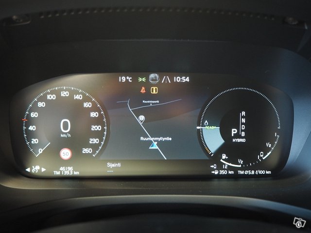 VOLVO V60 9