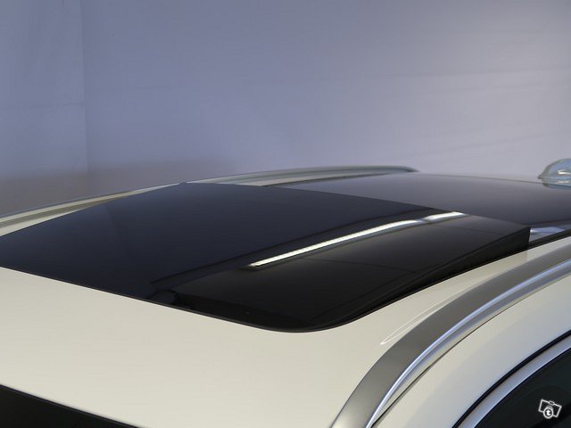 VOLVO XC60 6