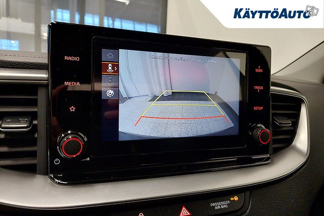 Kia Ceed 8