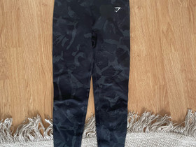 Gymshark trikoot S, Vaatteet ja kengät, Kouvola, Tori.fi Gymshark trikoot S, Vaatteet ja kengät, Kouvola, Tori.fi