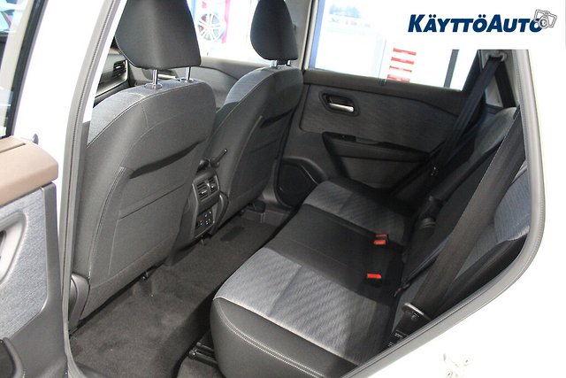 Nissan X-Trail 6