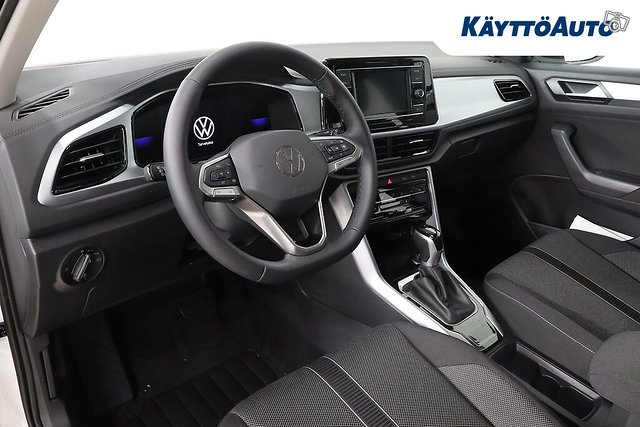 Volkswagen T-Roc 9