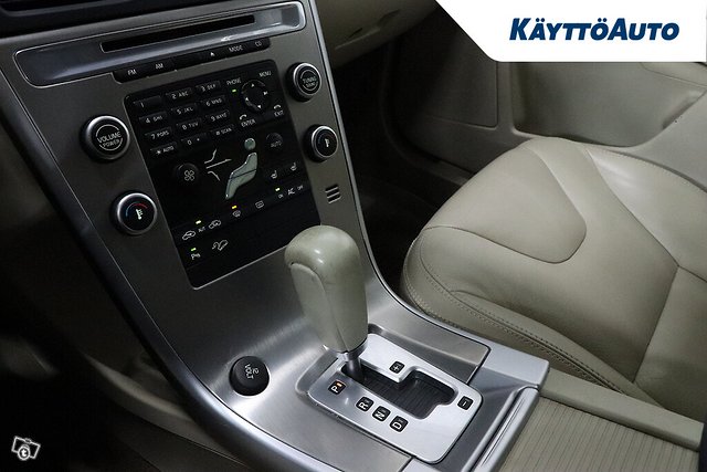 VOLVO XC60 15