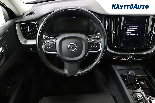 VOLVO XC60 10