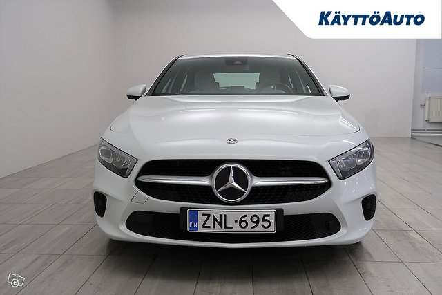 MERCEDES-BENZ A 5