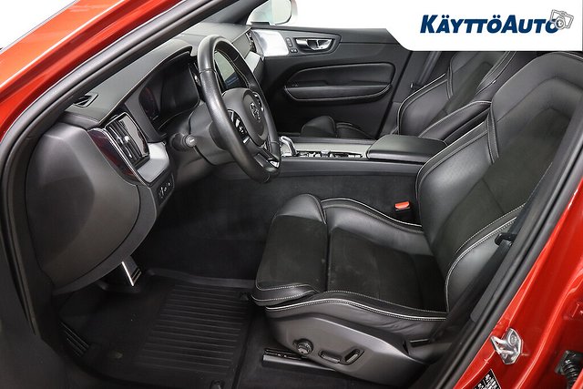 VOLVO XC60 7