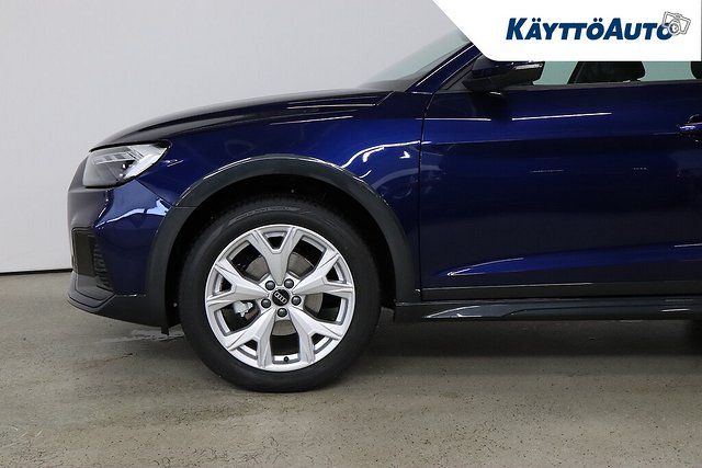 Audi A1 6