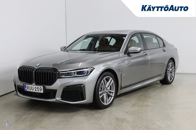 BMW 745