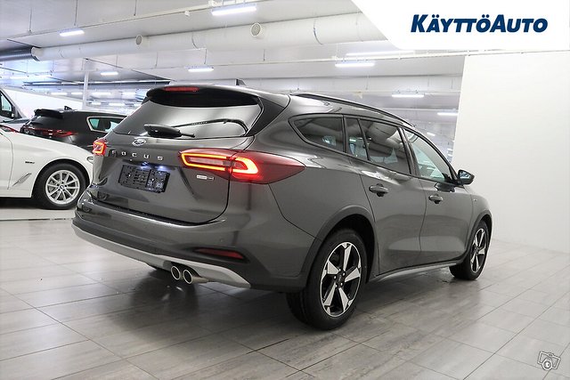 Ford Focus 11