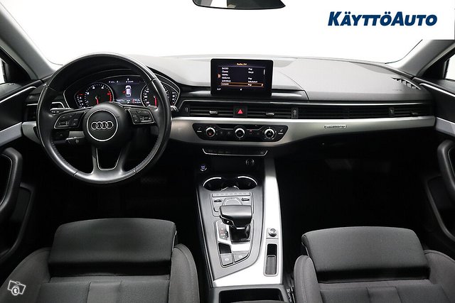 AUDI A4 15