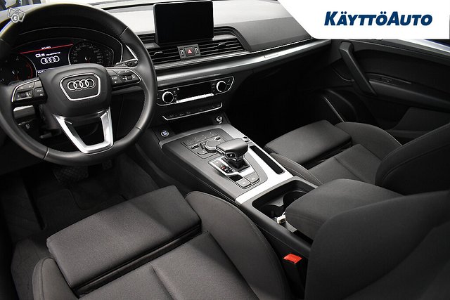 AUDI Q5 7