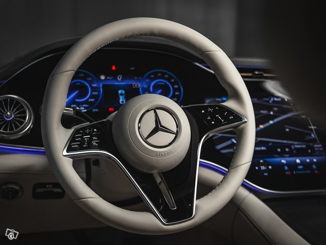 Mercedes-Benz EQS 6