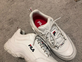 Fila 38, Vaatteet ja kengät, Kouvola, Tori.fi Fila 38, Vaatteet ja kengät, Kouvola, Tori.fi