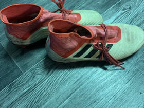 Adidas predator nappikset, Pelit ja muut harrastukset, Pori, Tori.fi Adidas predator nappikset, Pelit ja muut harrastukset, Pori, Tori.fi