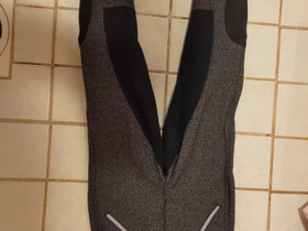Lasten ratsastushousut 110cm, Satulat ja varusteet, Hevoset ja hevosurheilu, Paimio, Tori.fi Lasten ratsastushousut 110cm, Satulat ja varusteet, Hevoset ja hevosurheilu, Paimio, Tori.fi