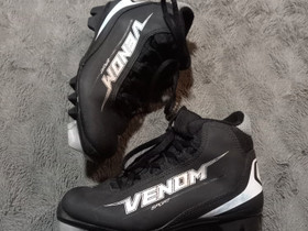 Monot NNN 33 Venom Sport, Hiihto, Urheilu ja ulkoilu, Joensuu, Tori.fi Monot NNN 33 Venom Sport, Hiihto, Urheilu ja ulkoilu, Joensuu, Tori.fi