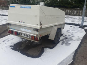 Pikku kuomuperäkärry, Peräkärryt ja trailerit, Auton varaosat ja tarvikkeet, Helsinki, Tori.fi Pikku kuomuperäkärry, Peräkärryt ja trailerit, Auton varaosat ja tarvikkeet, Helsinki, Tori.fi