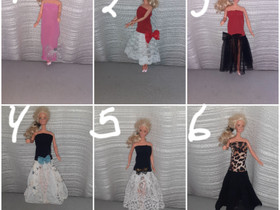 Barbie: asuja 1-13, Lelut ja pelit, Lastentarvikkeet ja lelut, Oulu, Tori.fi Barbie: asuja 1-13, Lelut ja pelit, Lastentarvikkeet ja lelut, Oulu, Tori.fi