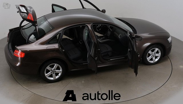 Audi A4 9