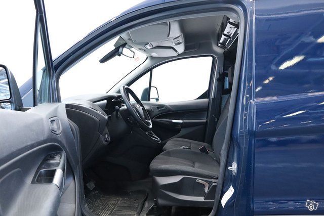 Ford Transit Connect 11