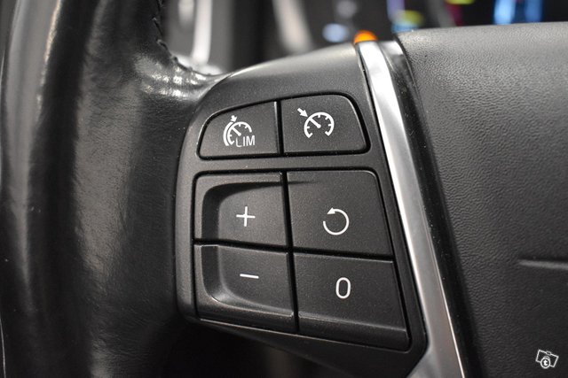 Volvo V60 17