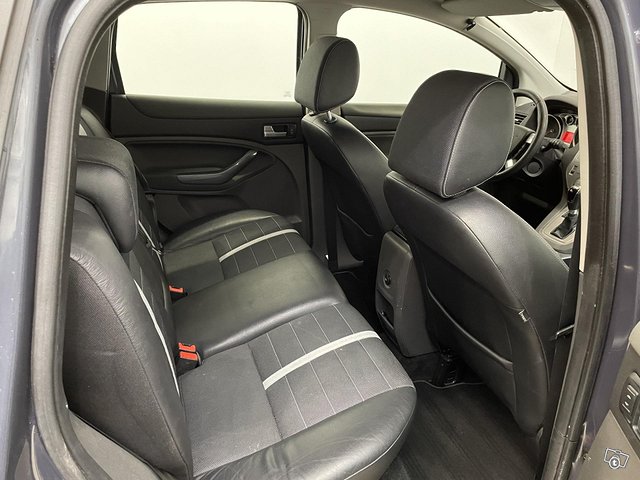 Ford Kuga 12