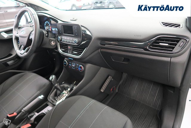 FORD Fiesta 11